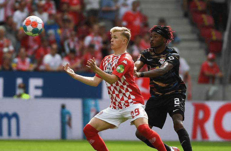 德甲焦点战：美因茨主场冲欧战，勒沃库森客场收官战