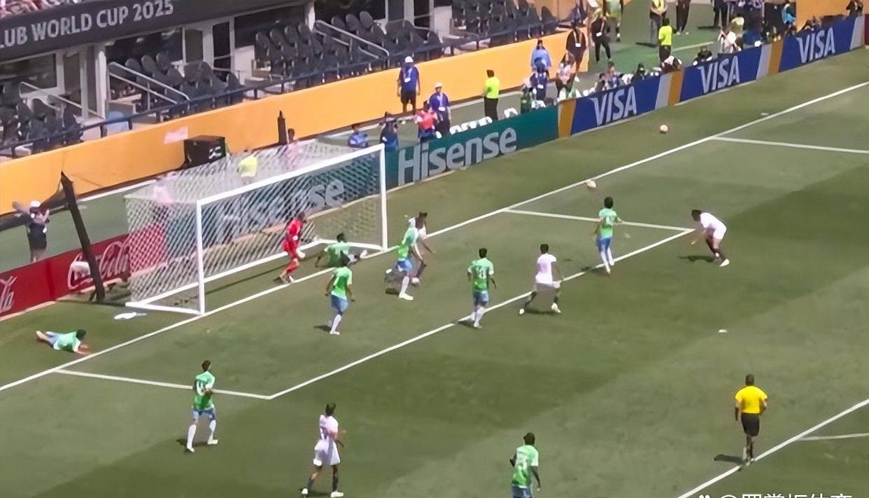 大巴黎2-0战胜西雅图海湾人，晋级16强，展现夺冠实力