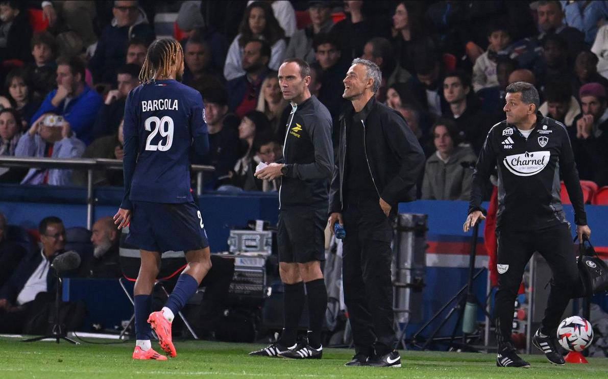 大巴黎1-0胜国际米兰，第2次杀入欧冠决赛，三冠王在望，姆巴佩懊悔